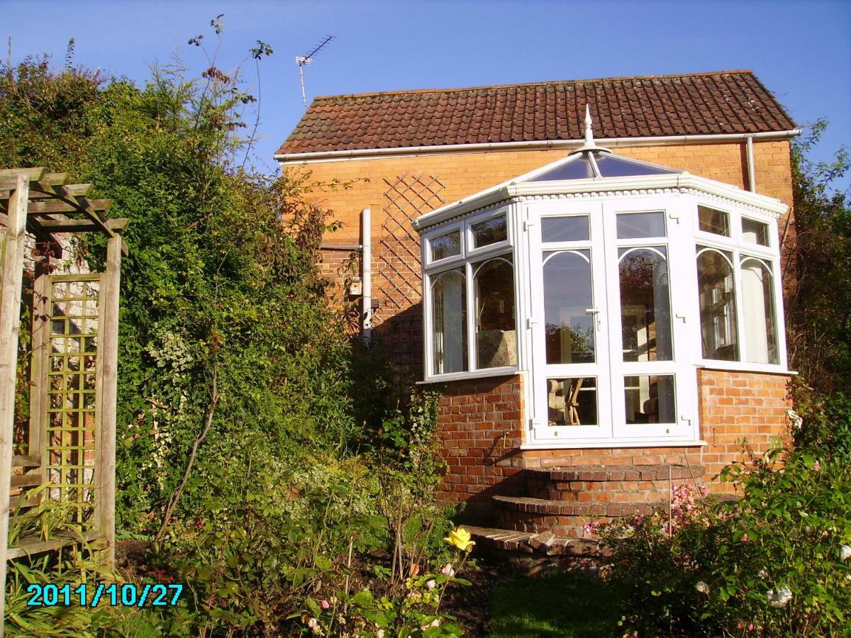St Edmunds Cottage Глостънбъри Екстериор снимка