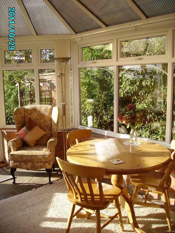 St Edmunds Cottage Глостънбъри Екстериор снимка